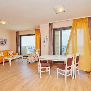 Apartament Seafront 