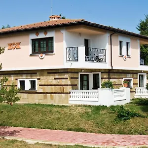 Ośrodek wypoczynkowy Duni Village ****